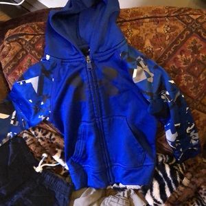 Under Armour boys zip up hoodie